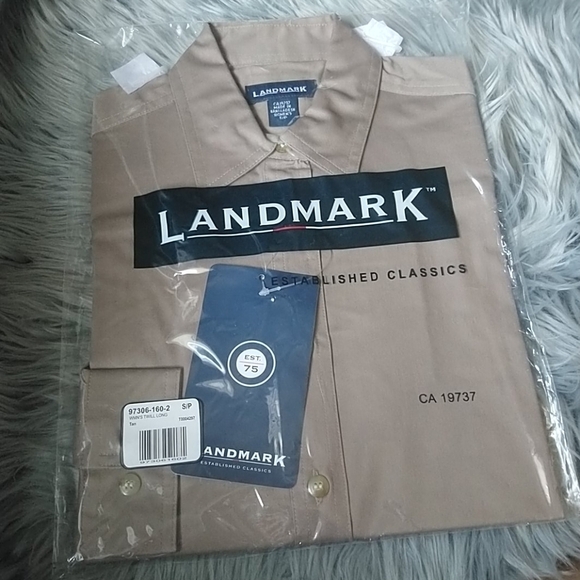 2/$15 LANDMARK women's tan button down shirt - Picture 2 of 5